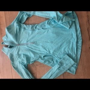 Lululemon long sleeve shirt size 4